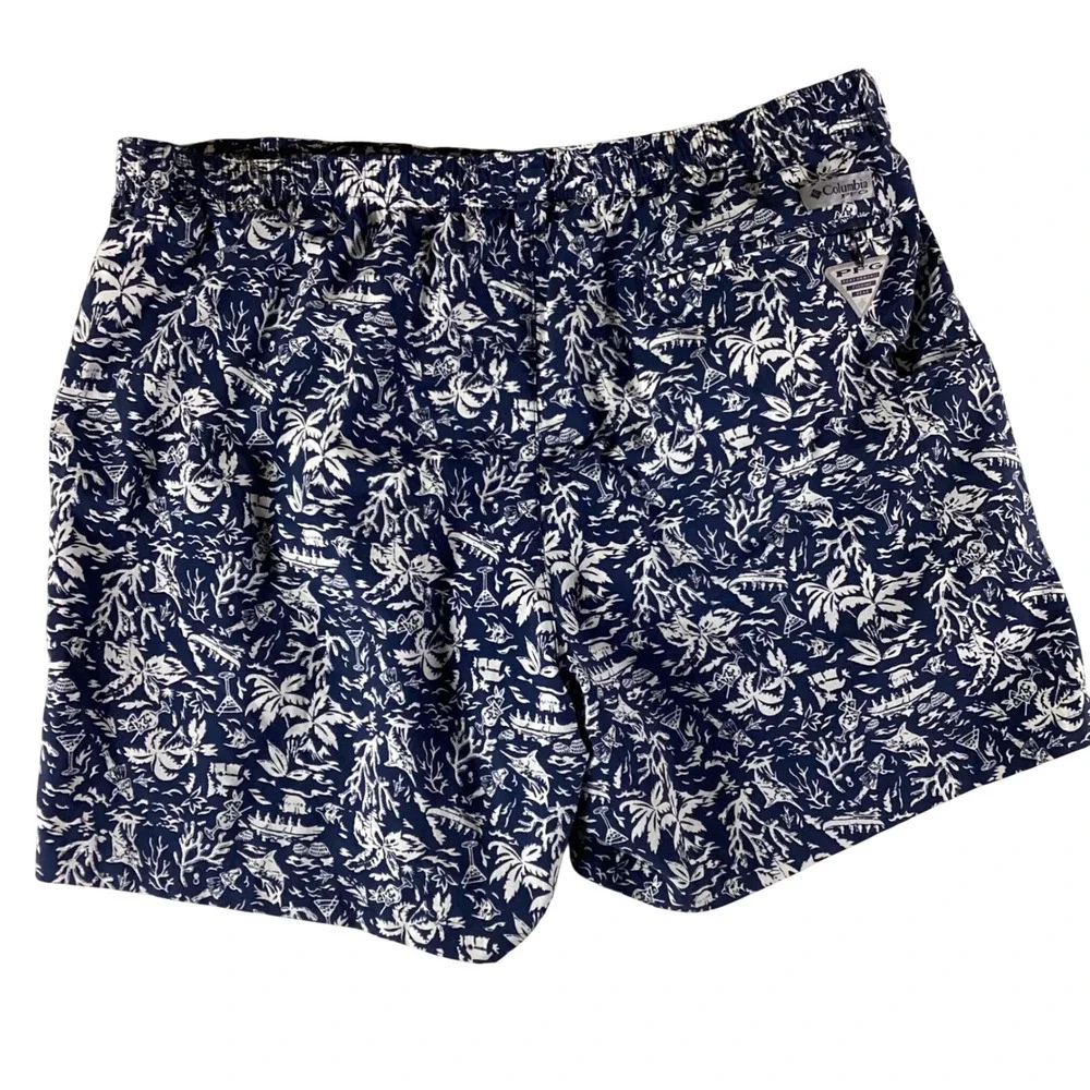 Columbia PFG Mens XL Backcast III‎ Water Shorts Navy Tropical Island Print